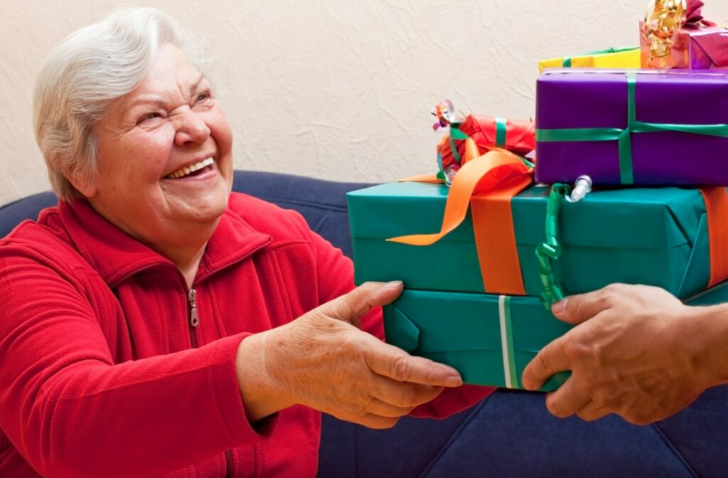 5 Easy Crafts for Seniors This Winter